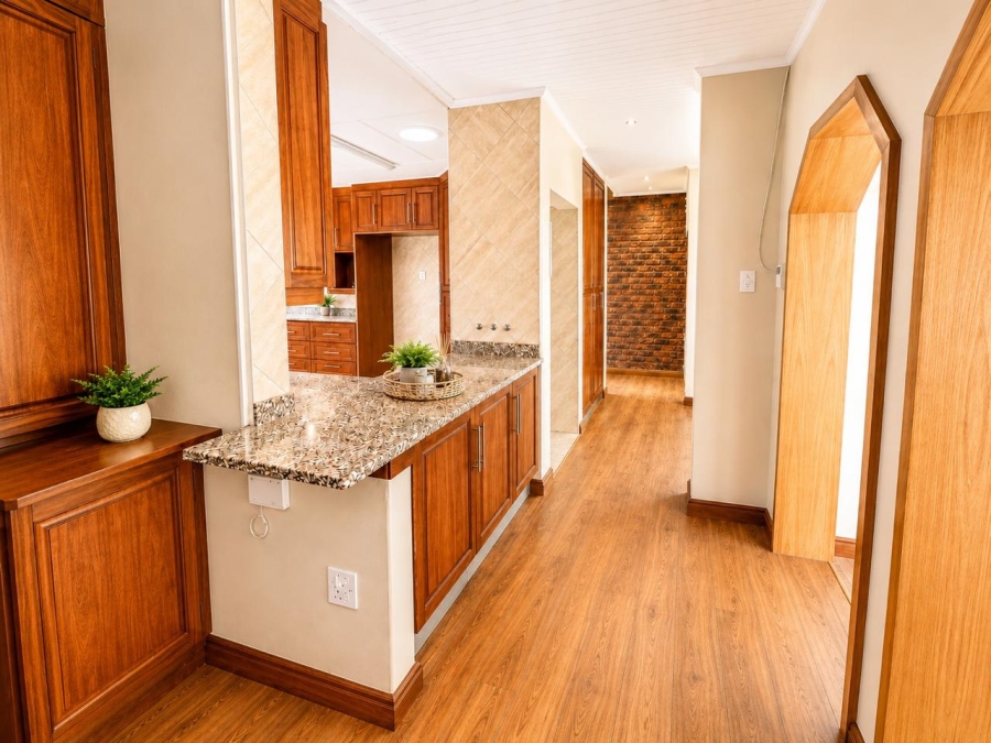 5 Bedroom Property for Sale in Sasolburg Ext 4 Free State